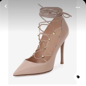 Valentino Garavani Rockstud Lace Up Pointed Pump